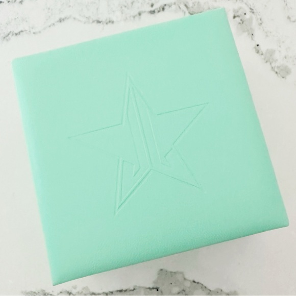 Jeffree Star Extreme Frost Cold Hard Cash Highlighter - Picture 11 of 15